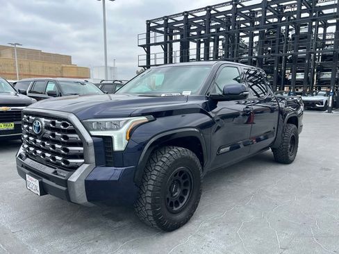 Used 2023 Toyota Tundra Platinum AWD/4WD image 1