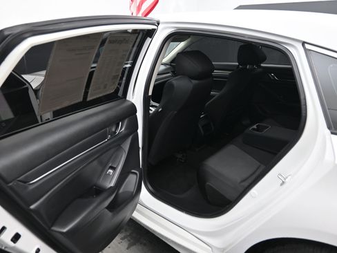 Used 2021 Honda Accord LX image 16