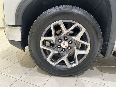 Certified 2022 GMC Sierra 1500 SLT image 32