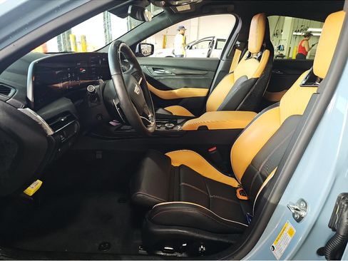 Used 2025 Cadillac CT5 V Blackwing w/ Precision Package RWD image 6