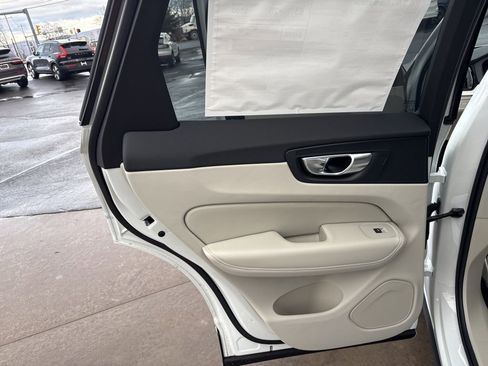 New 2026 Volvo XC60 T8 Ultra w/ Protection Package Premier AWD/4WD image 37