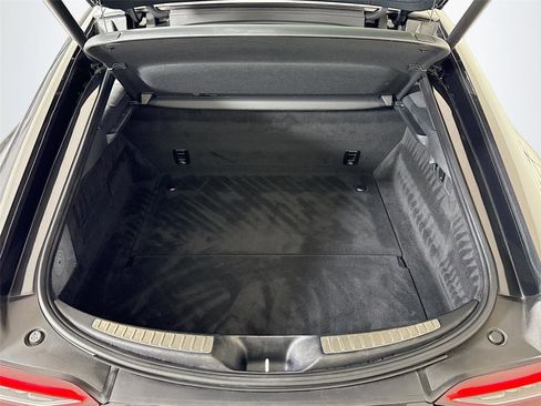 Used 2024 Mercedes-Benz AMG GT 63 image 28
