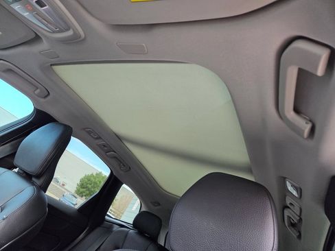 Certified 2024 Volvo XC60 B5 Plus AWD/4WD image 10