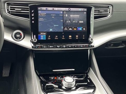 New 2026 Jeep Grand Wagoneer Limited image 15