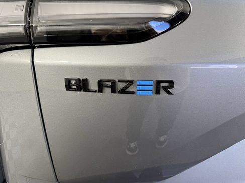 New 2026 Chevrolet Blazer EV SS AWD/4WD image 33