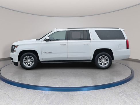 Used 2019 Chevrolet Suburban LT image 9