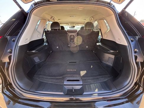 Used 2019 Nissan Rogue SL image 20