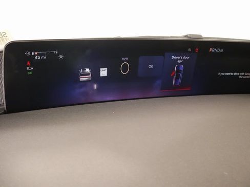 New 2025 Lincoln Navigator Reserve w/ Jet Appearance Package image 4