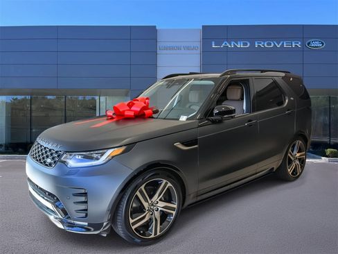 New 2026 Land Rover Discovery Limited Edition image 1