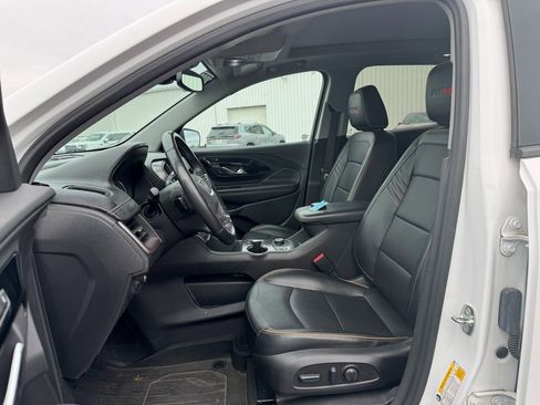 Used 2022 GMC Terrain AT4 w/ LPO, Floor Liner Package image 9