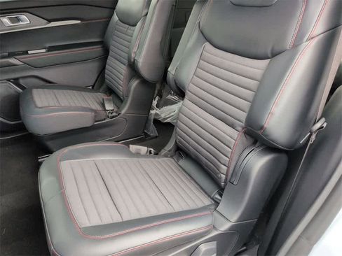 New 2026 Ford Explorer ST-Line image 20