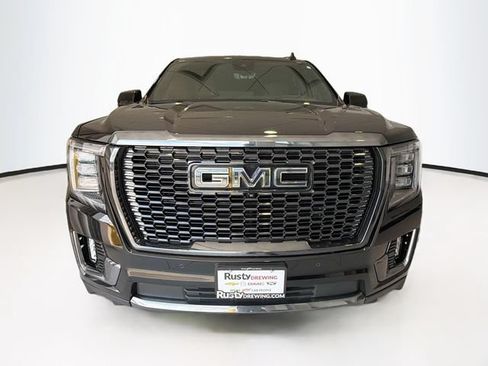 Used 2023 GMC Yukon Denali Ultimate AWD/4WD image 2