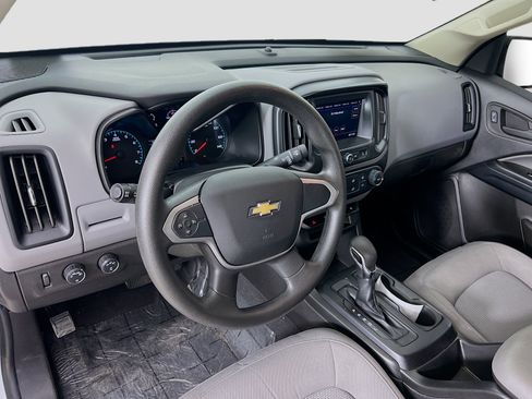 Used 2022 Chevrolet Colorado W/T w/ WT Convenience Package image 9