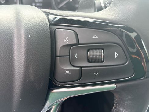Used 2023 Buick Enclave Essence w/ Experience Buick Package AWD/4WD image 12