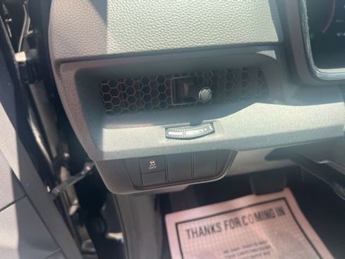 Used 2024 Honda CR-V EX image 12