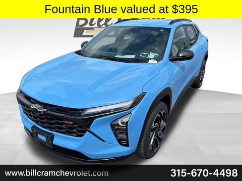 Used 2024 Chevrolet Trax RS w/ Driver Confidence Package FWD image 4