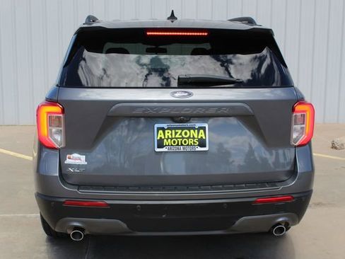 Used 2021 Ford Explorer XLT w/ Equipment Group 202A image 6