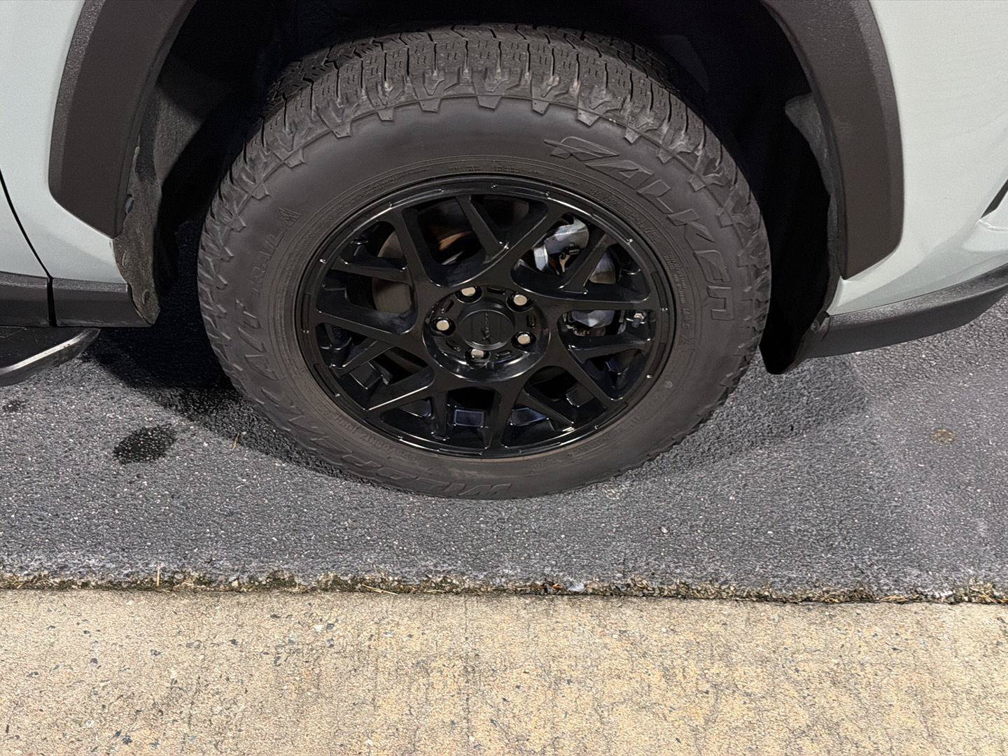 Certified 2022 Toyota RAV4 XLE w/ Convenience Package FWD image 41