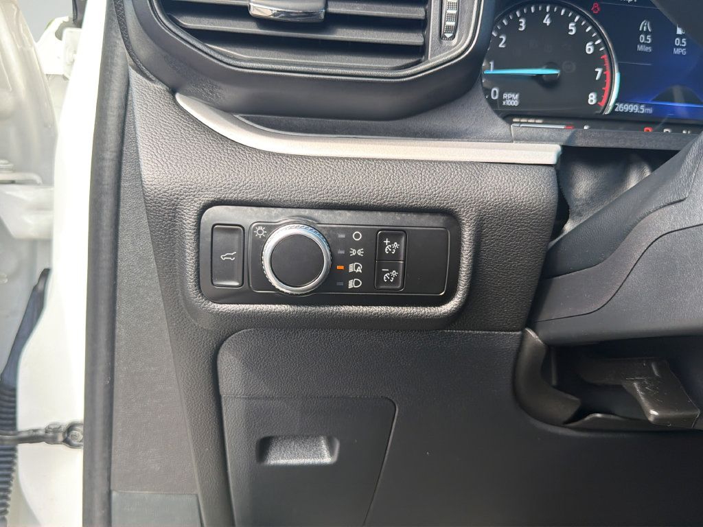 Used 2023 Ford Explorer XLT RWD image 39