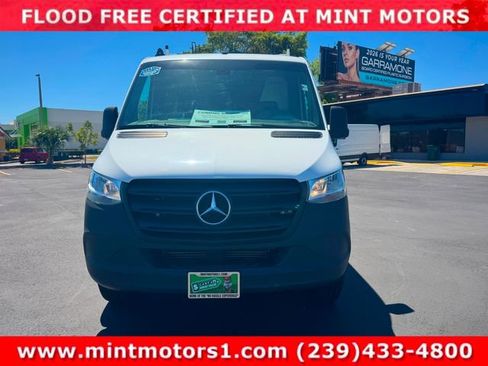 Used 2021 Mercedes-Benz Sprinter 1500 image 13