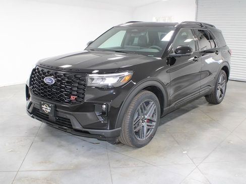 New 2026 Ford Explorer ST w/ Sun And Sound Package AWD/4WD image 3