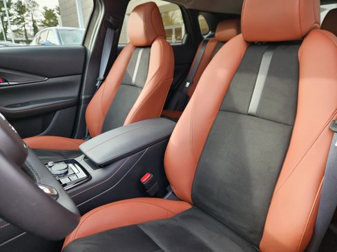 Certified 2025 MAZDA CX-30 Carbon image 7