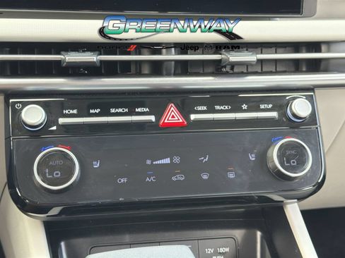 Used 2025 Hyundai Tucson SEL FWD image 19