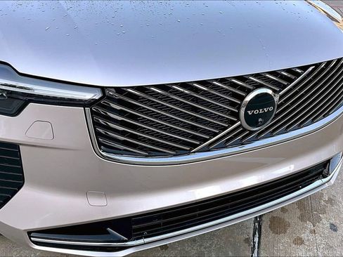 New 2026 Volvo XC90 T8 Plus w/ Protection Package Premier AWD/4WD image 41