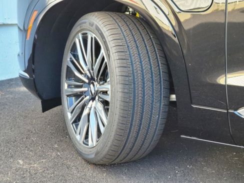 New 2026 Cadillac Vistiq Premium Luxury w/ LPO, Floor Liner Package AWD/4WD image 31