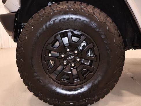 Certified 2026 Ford Bronco Raptor AWD/4WD image 41
