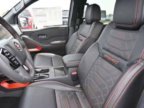 New 2025 Nissan Frontier PRO-4X w/ Pro Premium Package image 21