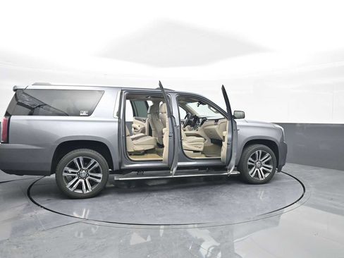 Used 2018 GMC Yukon XL Denali w/ Denali Ultimate Package image 43