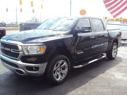 Used 2019 RAM 1500 Big Horn AWD/4WD image 4