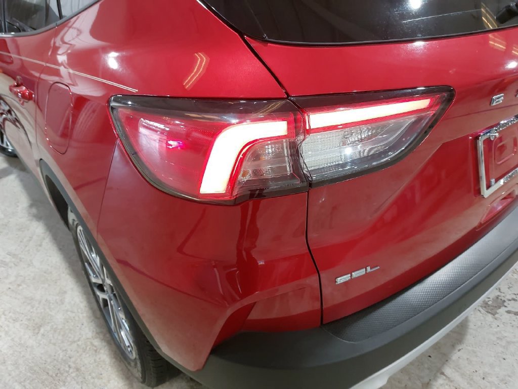 Used 2020 Ford Escape SEL FWD image 28
