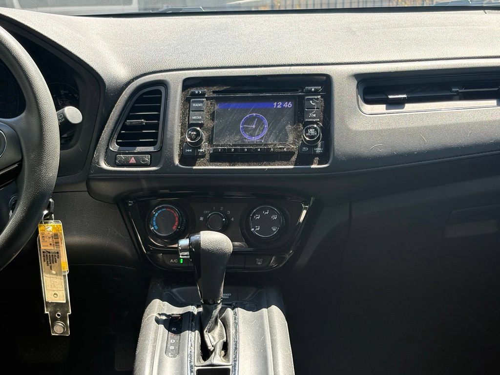 Used 2021 Honda HR-V LX image 12