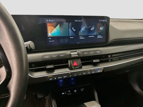 Used 2025 Kia K4 FWD image 26