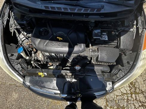 Used 2013 Hyundai Elantra Limited w/ Technology Pkg FWD image 20
