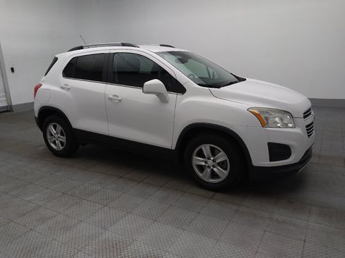 Used 2016 Chevrolet Trax LT image 11