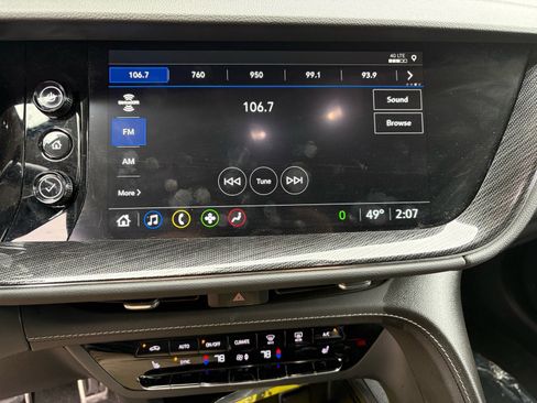 Used 2022 Buick Envision Essence w/ Sport Touring Package image 15