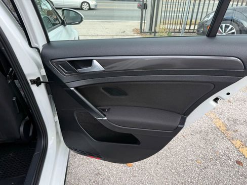Used 2018 Volkswagen GTI S FWD image 18