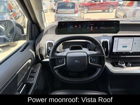 Used 2025 Ford Expedition Max Platinum AWD/4WD image 13