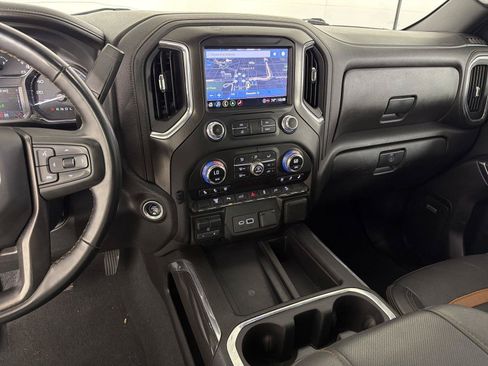 Certified 2023 GMC Sierra 2500 AT4 w/ AT4 Preferred Package AWD/4WD image 29