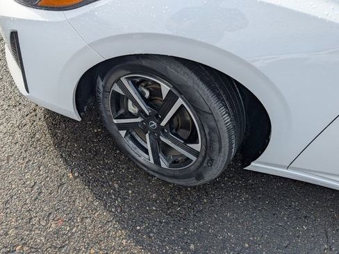 Used 2025 Nissan Sentra SV image 5