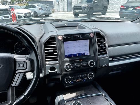 Used 2021 Ford Expedition Limited AWD/4WD image 15