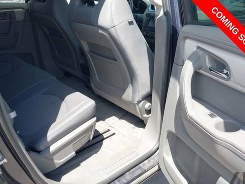 Used 2017 Chevrolet Traverse LS AWD/4WD image 6