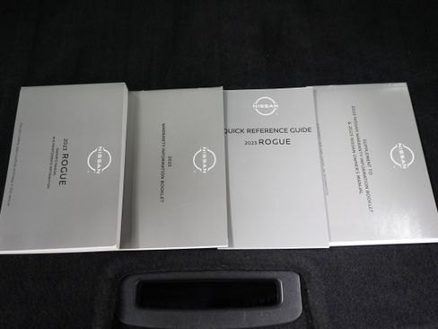 Used 2023 Nissan Rogue SV FWD image 22