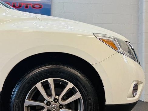 Used 2013 Nissan Pathfinder Platinum w/ Platinum Premium Pkg image 7