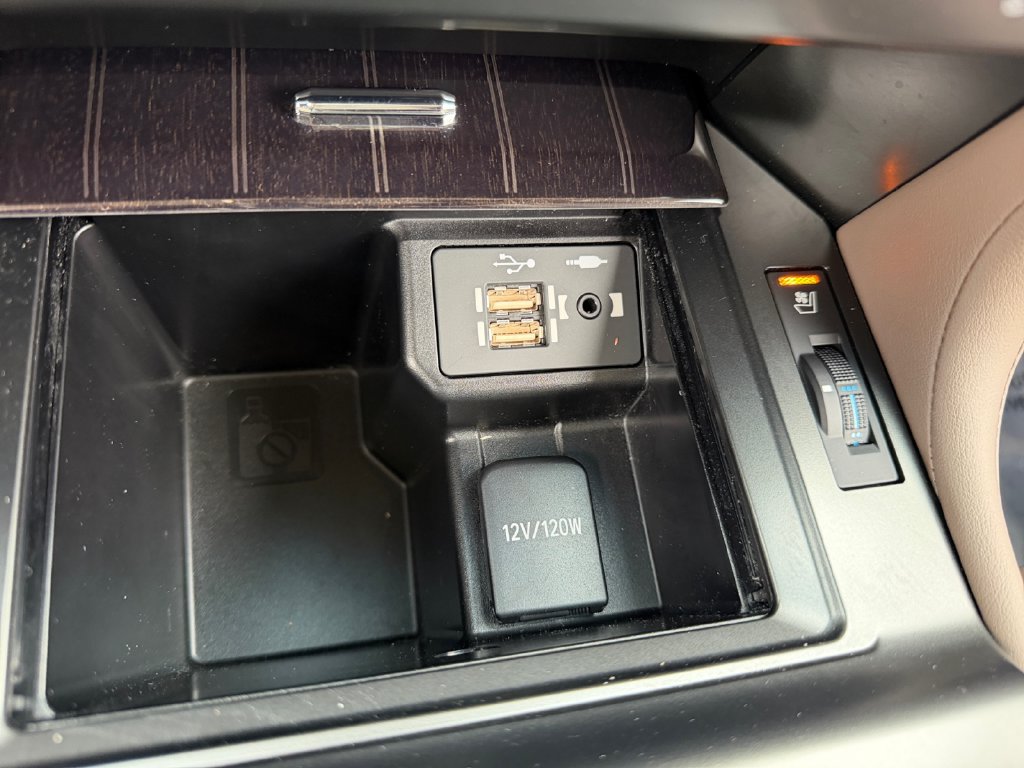 Certified 2023 Lexus GX 460 Premium w/ Premium Package AWD/4WD image 26
