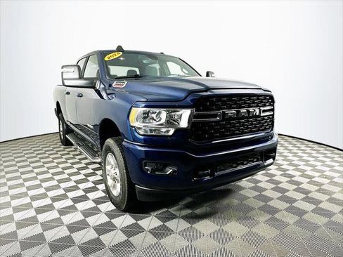 Used 2024 RAM 2500 Big Horn w/ Sport Appearance Package image 2