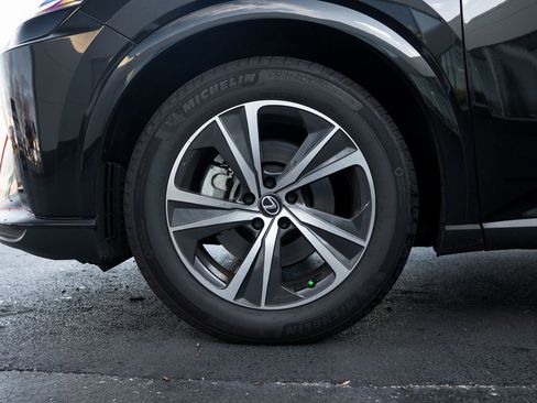 Used 2023 Lexus RX 350 Premium image 7